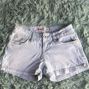 Levi’s shorty short size 0